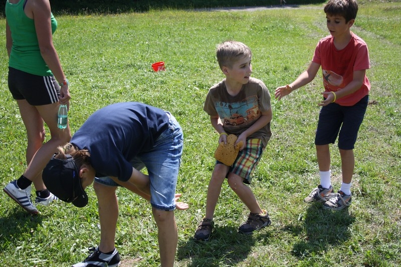 Village Camps International Summer Camp Leysin, Switzerland 2026-08-15 https://www.villagecamps.com/journals_admin/images/691-23-Big Yellow (37).jpg